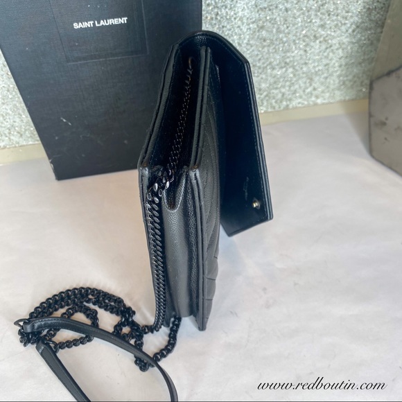 - Saint Laurent Monogram YSL Envelope Chain - Picture 9 of 11